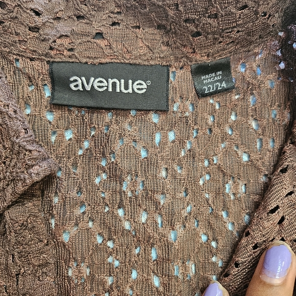 Avenue Brown Cap Sleeve Collared Button Down Shirt in Plus Size - Picture 5 of 8